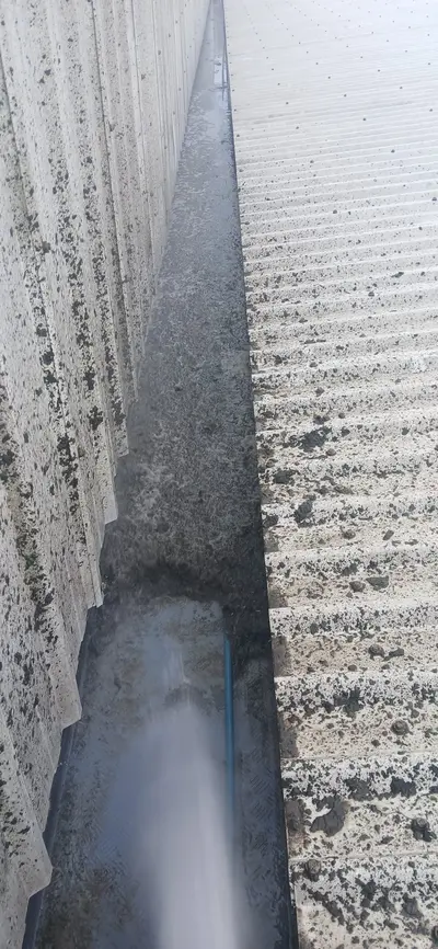 Commercial Warehouse Roof, Cladding and Gutter Cleaning - Desborough (Kettering Area) - photo 8