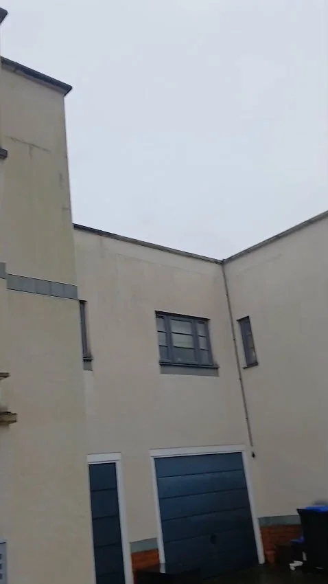 Residential property with clean render after soft wash - Northampton September 2024