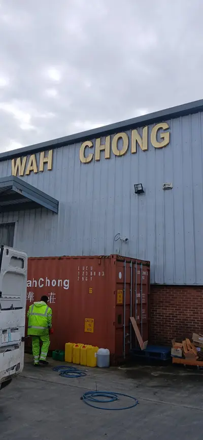 Warehouse Exterior Cleaning - Lung Wah Chong, Oxford (OX2 0FA) - photo 15
